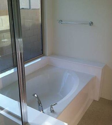 Master Tub