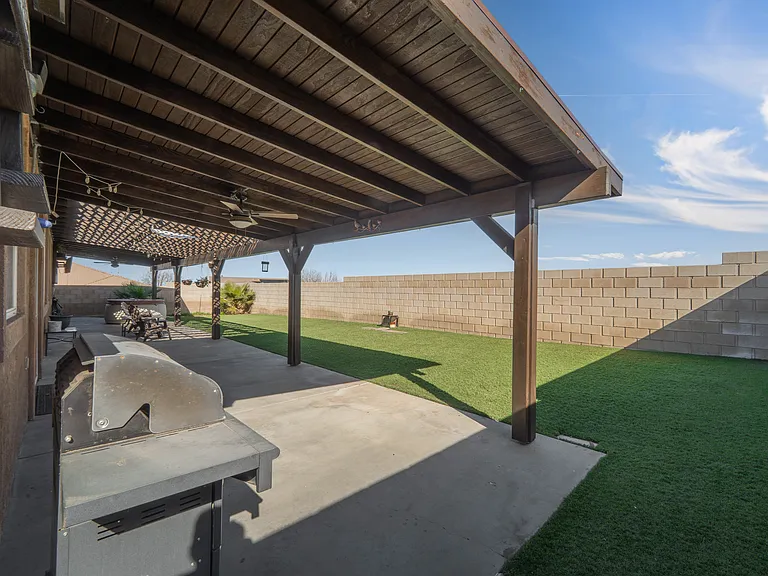 40028 Aliso Ct — Photo 12