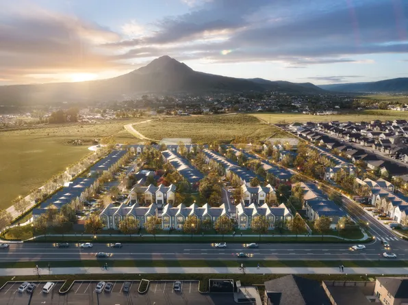 Westland Townhomes, 8152 Paradise Way #164, West Richland, WA 99353