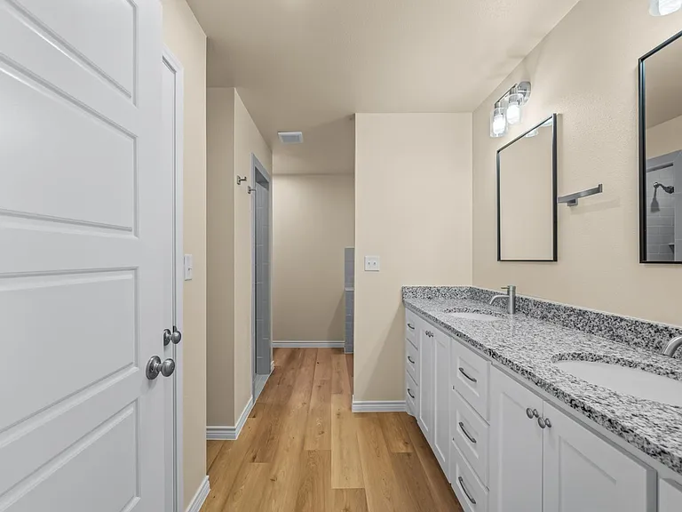 11207 N Cres #2800-B — Photo 17