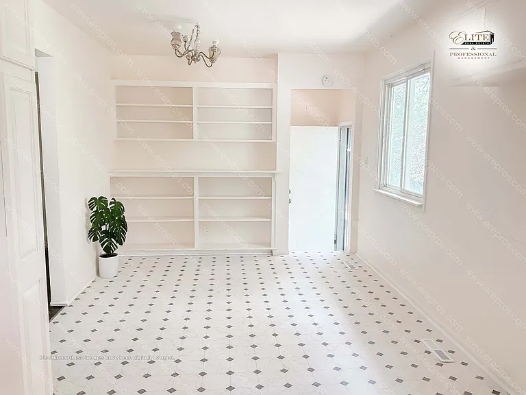 3717 Wisner St — Photo 5
