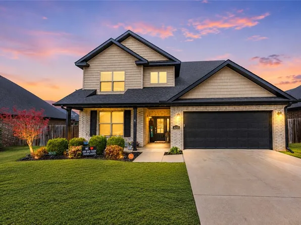 4008 SW Hollyhock St, Bentonville, AR 72713