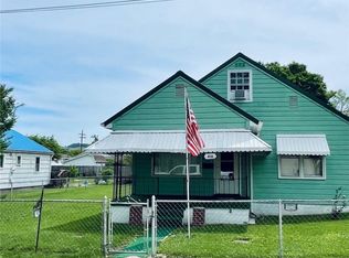 416 Park St, Saint Albans, WV 25177