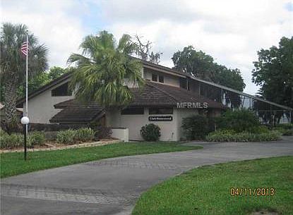 3rd image of 902 Clusterwood Dr