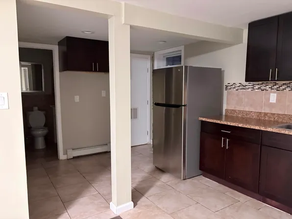 3658 Regent Ln, Wantagh, NY 11793