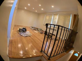 29 S Cottage St APT 2, Valley Stream, NY 11580