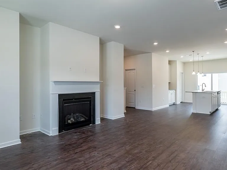 1639 Clayfire Dr — Photo 9