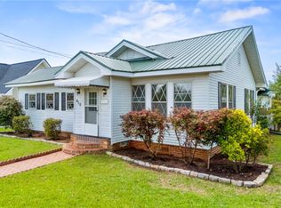 410 S Cherry St, Seneca, SC 29678