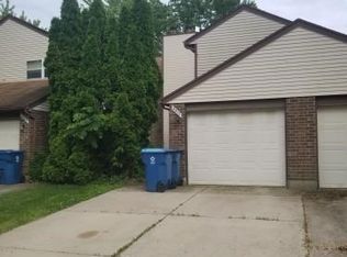8217 Schoolgate Dr, Huber Heights, OH 45424
