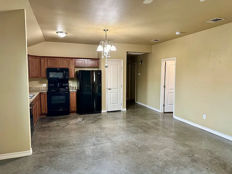 1400 Clyde St #B — Photo 8