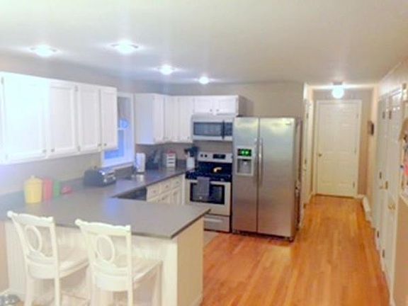 2nd image of 40 Martingale Ln