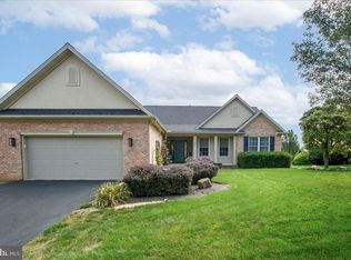 104 Kilgannon Ln, Lancaster, PA 17603