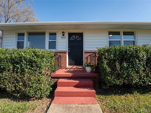 3rd image of 5242 Orcutt Ln