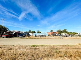 4260 Sunny Rd, Olivehurst, CA 95961