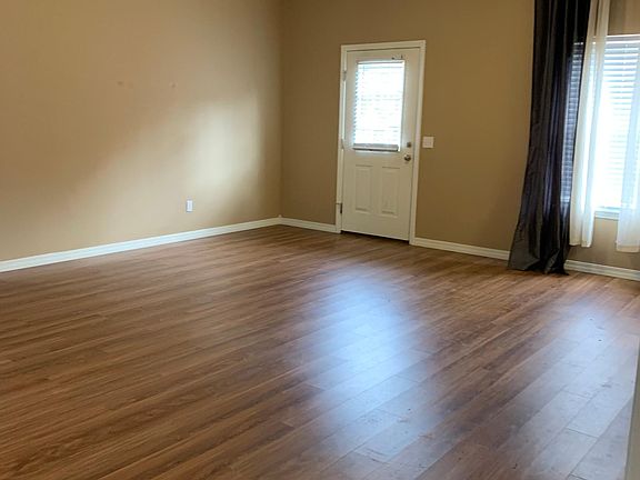 2nd image of 505 Preston Dr