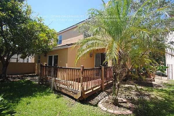 11784 NW 1st St — Photo 11