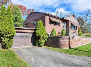 190 Schryver St, Port Ewen, NY 12466