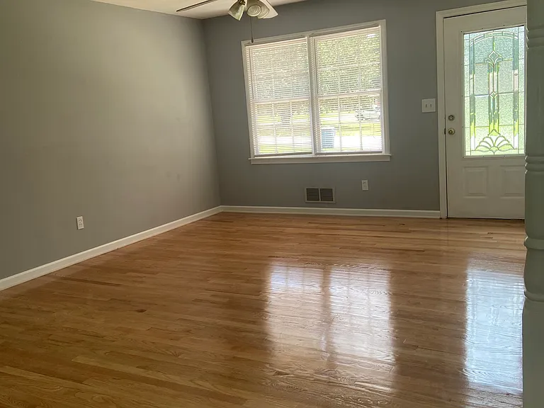 367 Black Oak Ct — Photo 2