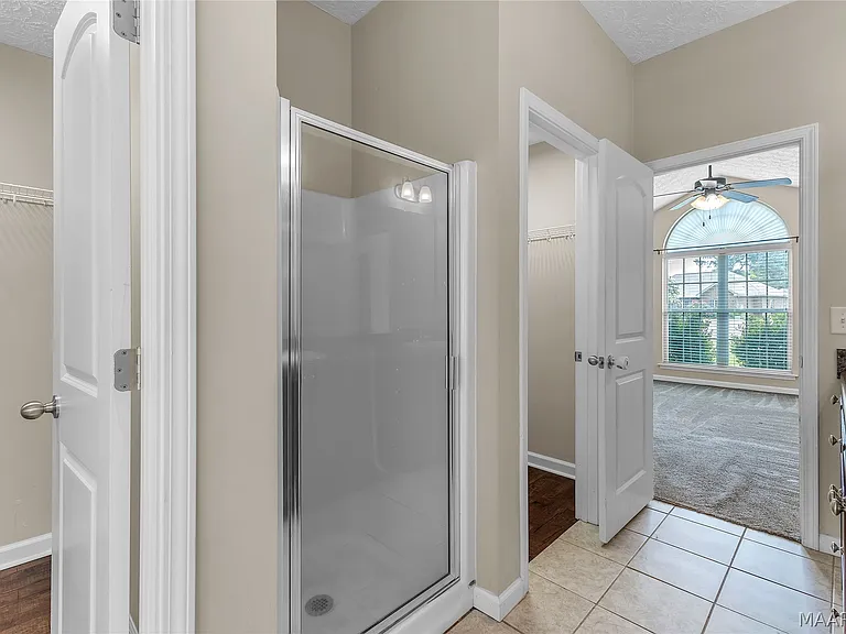 76 Zachary Cir — Photo 19