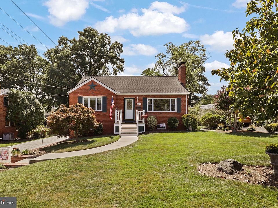 1st image of 2517 Phillips Dr