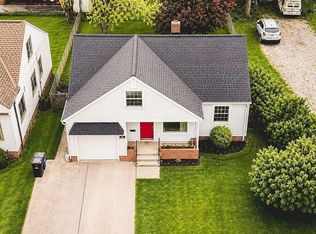5860 Pearl Rd, Parma Heights, OH 44130