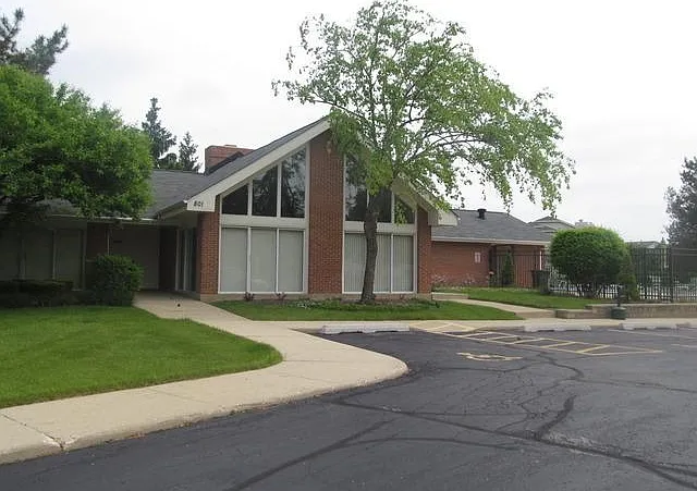 838 Newbury Ct — Photo 21
