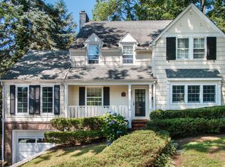 91 Oakview Ter, Short Hills, NJ 07078
