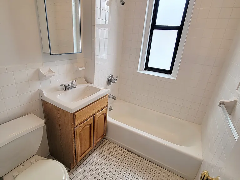 6645 Broadway #3J — Photo 5