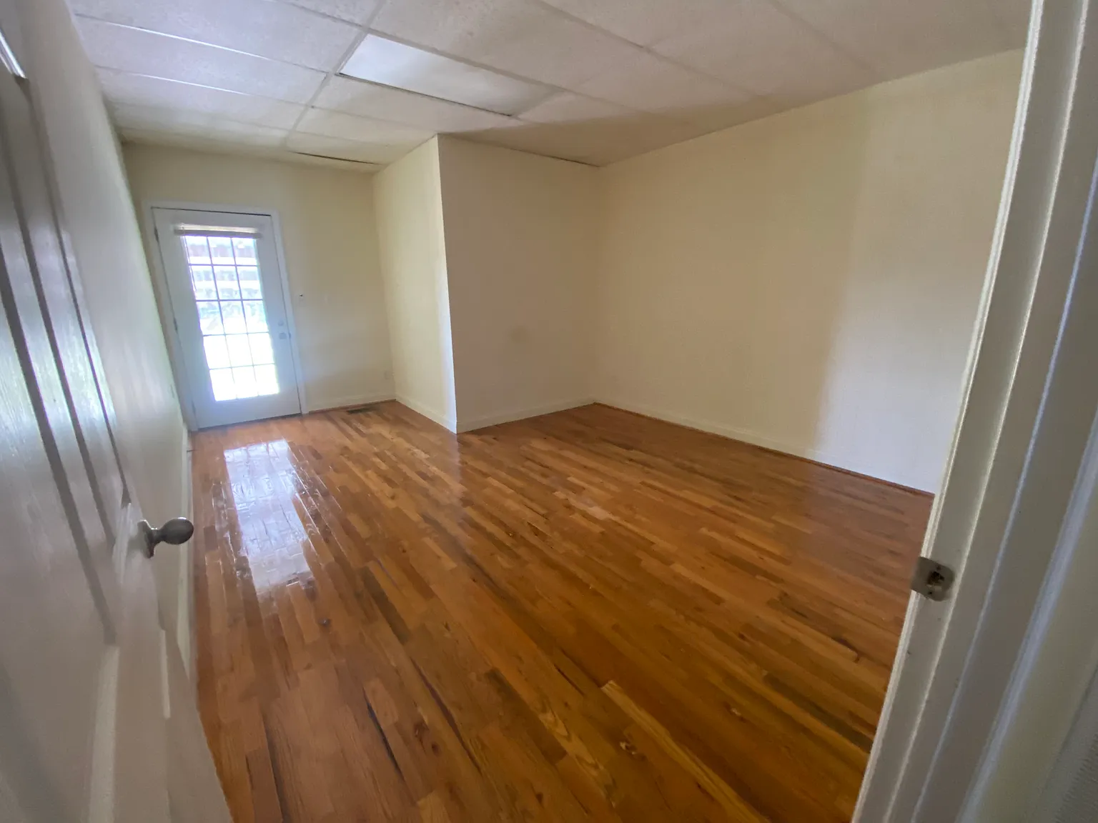 2 bed, $875 — Photo 4