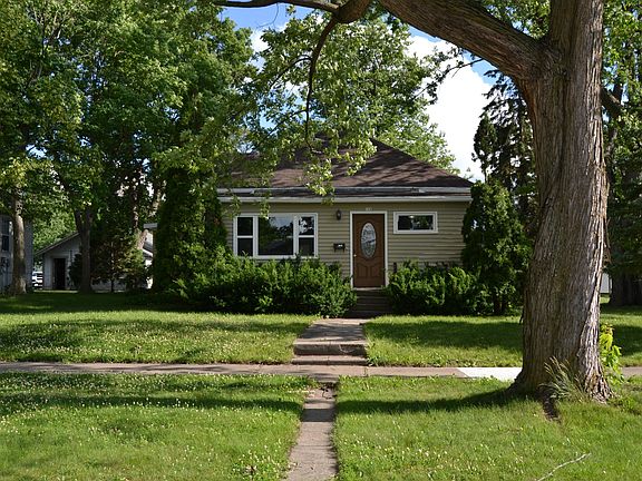 2nd image of 108 5th St