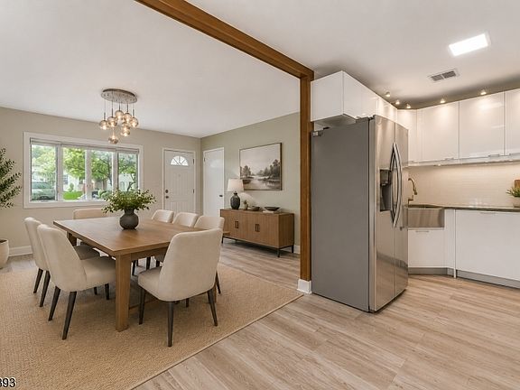 4th image of 53 Harry Rd