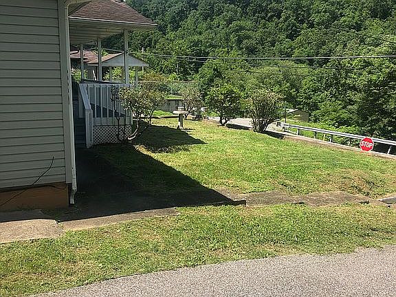 4th image of 209 Ivy Crest Dr