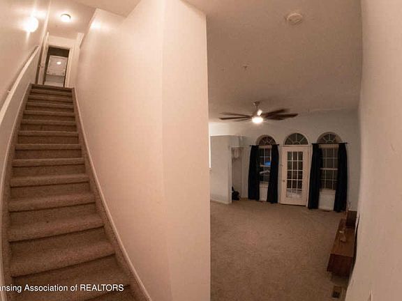 4th image of 39850 Rockcrest Cir