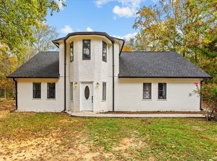 1887 Riverbend Rd, Dalton, GA 30721