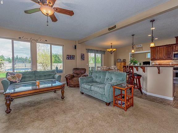 4th image of 16008 NE 98th St