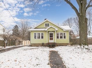 43 Windsor Rd, Rochester, NY 14612
