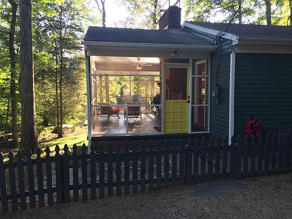 13 Lakeside Dr-Porch & Patio