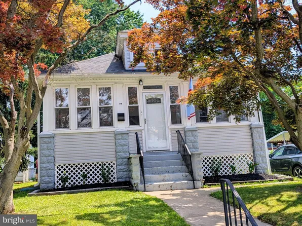 53 E Chelton Rd, Brookhaven, PA 19015