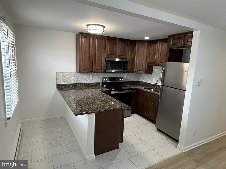 3200 W Brigantine Ave #3 — Photo 3