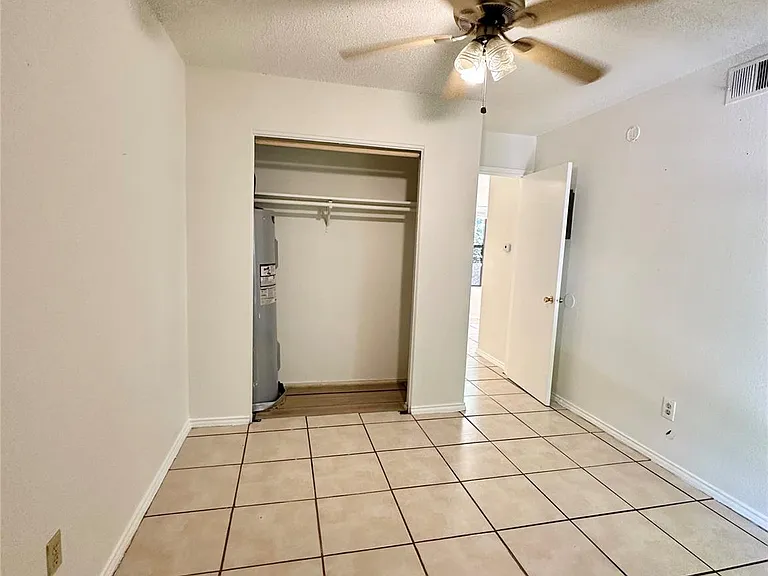 4322 Gillis St #204 — Photo 16