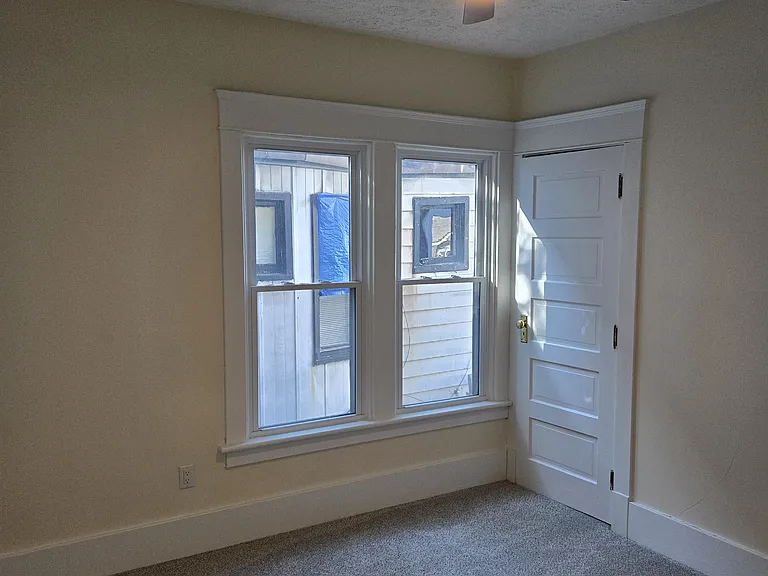918 Walnut St #1 — Photo 8