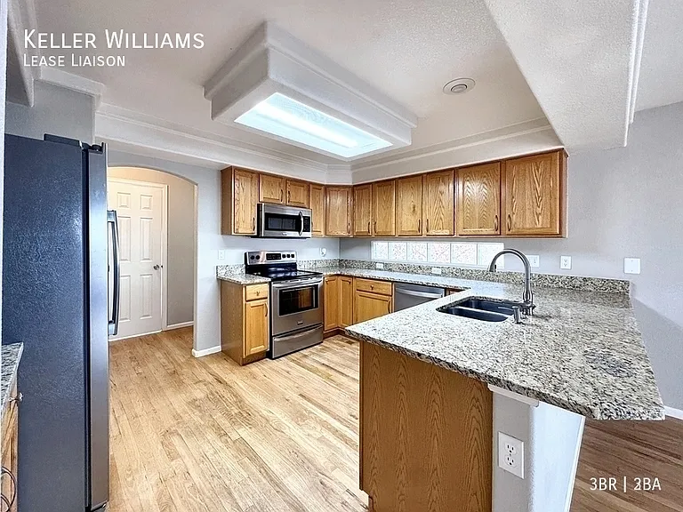 1237 Laurenwood Way — Photo 8
