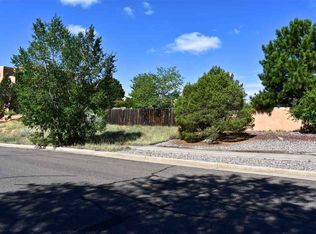 2986 Senda Del Puerto, Santa Fe, NM 87505