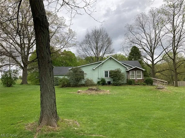 14005 Columbiana Canfield Rd, Columbiana, OH 44408