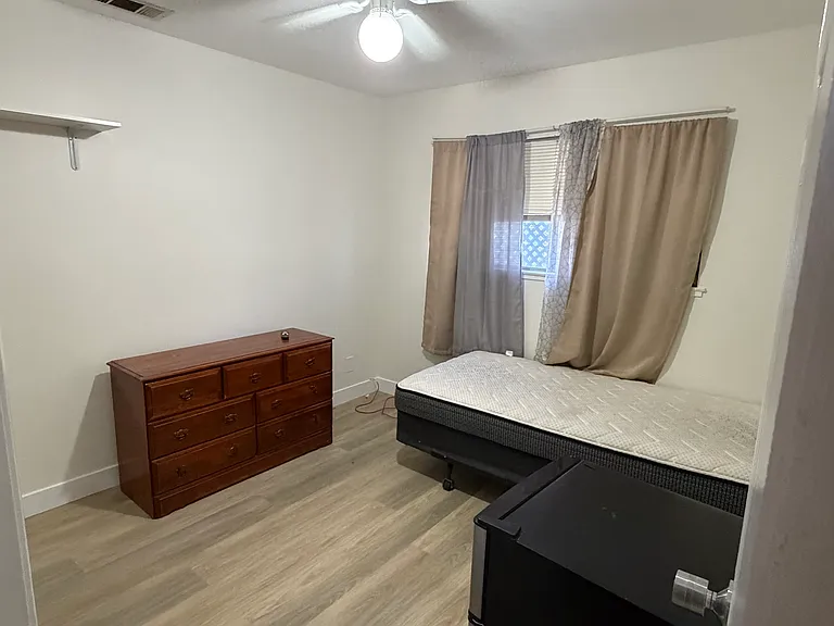 1016 Eugene Cernan St #3 — Photo 6