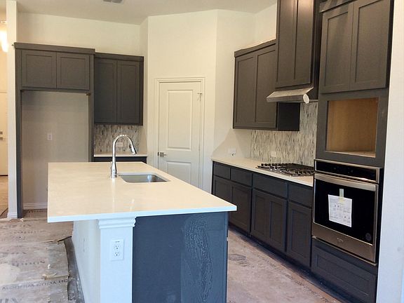 Quick Move In Home by Ashton Woods