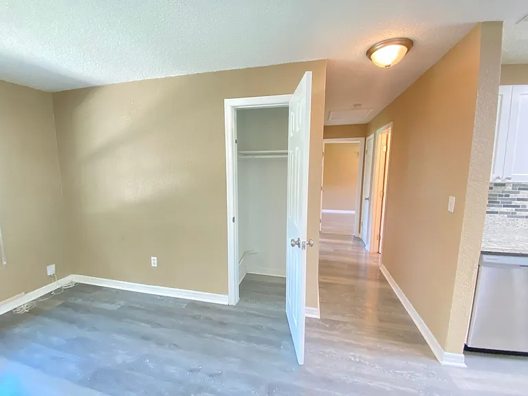 908 Teatro Ct — Photo 9