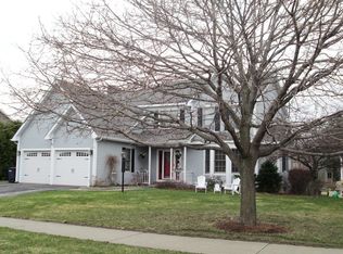 32 Butler Dr, South Burlington, VT 05403