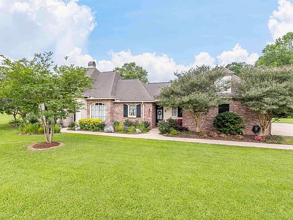 2nd image of 23943 Sunnyside Ln
