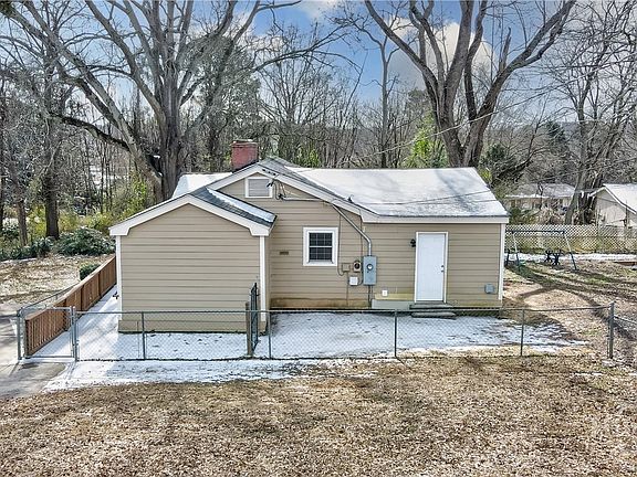 5th image of 1515 Danielsville Road